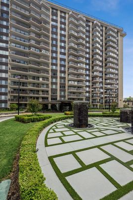 Exterior, Facade, Condo Building