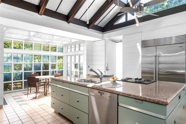 Dining room, Interior, Kitchen, Stainless Steel Appliances, Wooden Beams