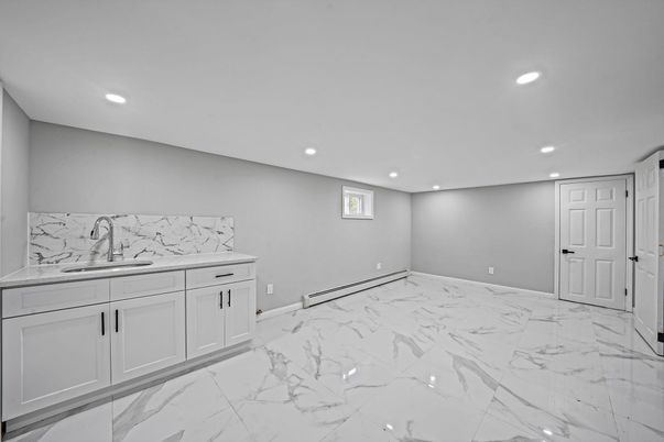 Empty room, Interior, Kitchen, Marble, Marble Walls, Recessed Lighting