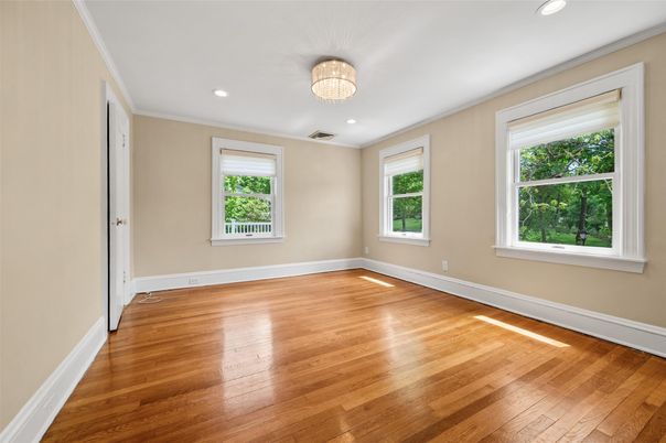 Chandelier, Empty room, Interior, Recessed Lighting, Wood Texture Flooring