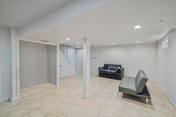 Interior, Recessed Lighting