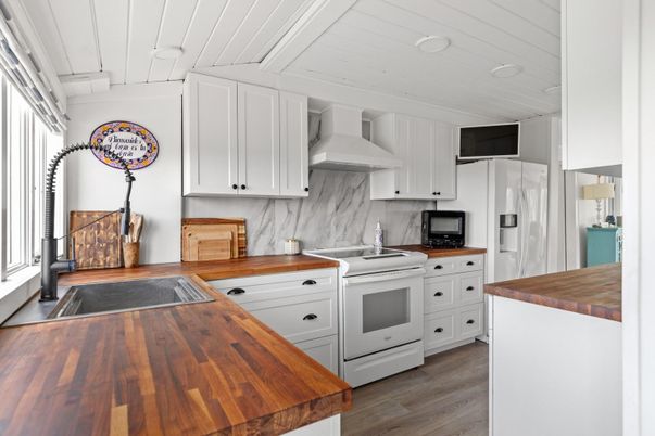 Interior, Kitchen, Marble Walls, Recessed Lighting, Wood Texture Flooring