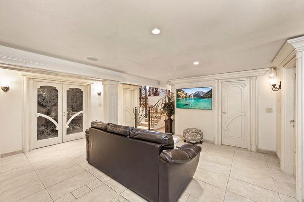 Interior, Recessed Lighting