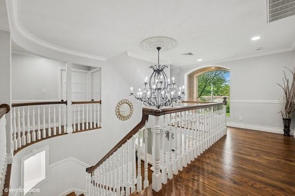 Chandelier, Interior, Recessed Lighting, Wood Texture Flooring