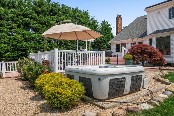 Backyard, Exterior, Hot Tub