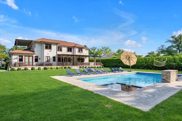 Backyard, Exterior, Pool