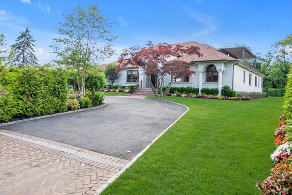Backyard, Exterior, Facade, French Provincial
