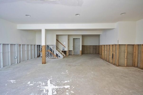 Interior, Recessed Lighting