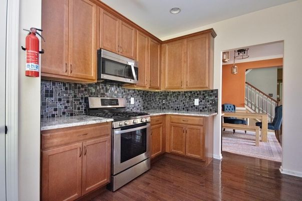 Dining room, Interior, Kitchen, Recessed Lighting, Tile Countertops, Wood Texture Flooring