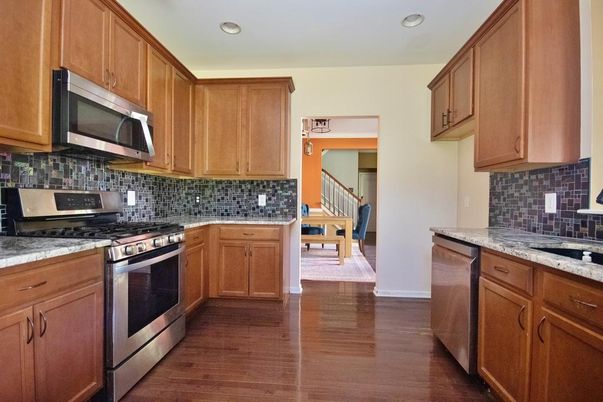 Dining room, Interior, Kitchen, Recessed Lighting, Wood Texture Flooring