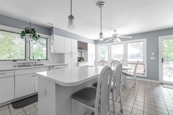 Dining room, Interior, Kitchen, Pendant Lights