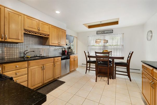 Dining room, Interior, Kitchen, Pendant Lights, Recessed Lighting
