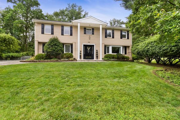 Backyard, Exterior, Facade, Georgian
