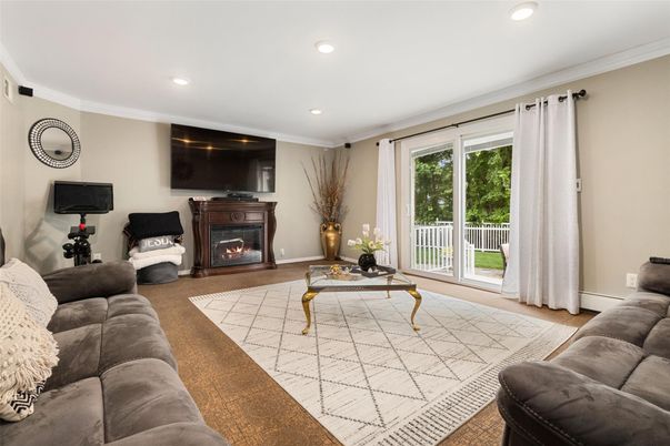 Fireplace, Fitness Equipment, Interior, Living room, Recessed Lighting