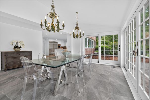 Chandelier, Dining room, Interior, Kitchen, Recessed Lighting