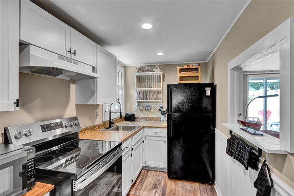 Interior, Kitchen, Recessed Lighting, Wood Texture Flooring