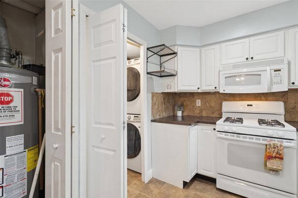 Interior, Kitchen, Washer