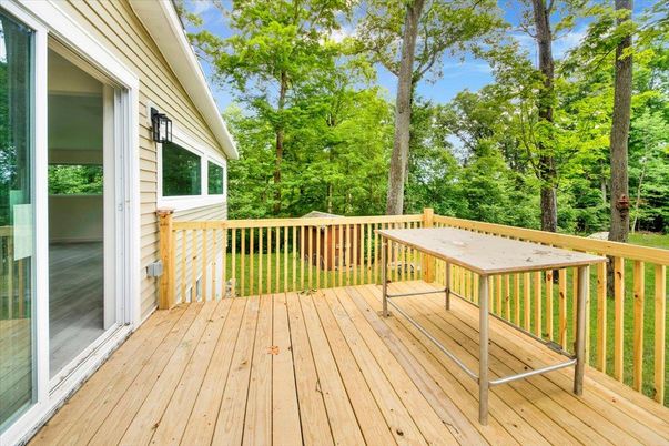 Exterior, Wood Texture Flooring