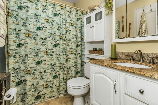 Bathroom, Interior