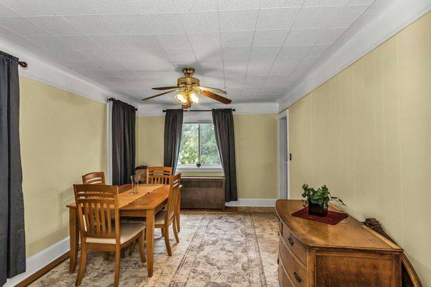 Dining room, Interior