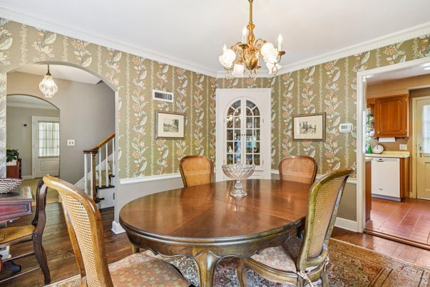 Chandelier, Dining room, Interior, Wood Texture Flooring