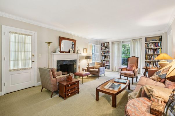 Fireplace, Interior, Living room