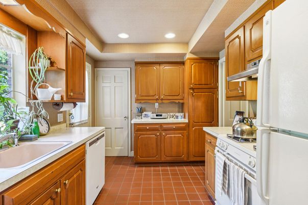 Interior, Kitchen, Recessed Lighting