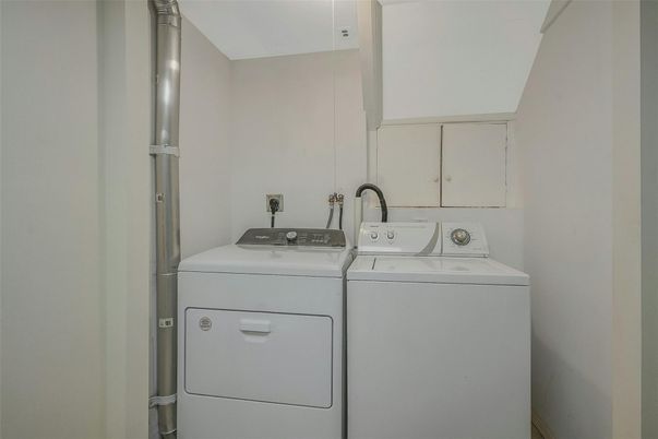 Interior, Utility Closets, Washer