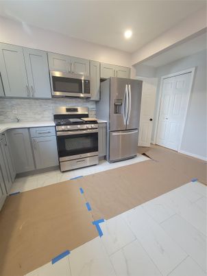 Interior, Kitchen, Marble, Recessed Lighting, Stainless Steel Appliances