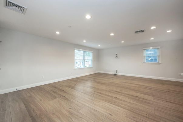 Empty room, Interior, Recessed Lighting, Wood Texture Flooring