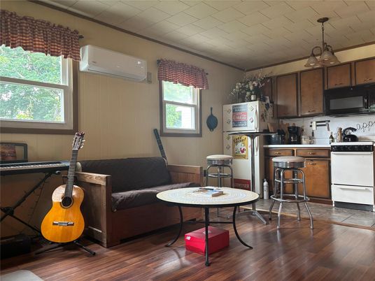 Interior, Kitchen, Pendant Lights, Wood Texture Flooring
