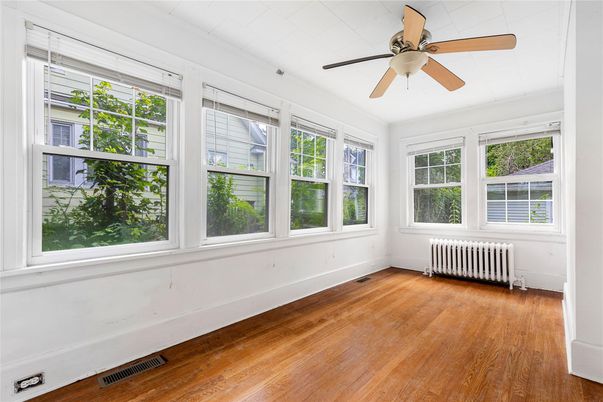 Empty room, Interior, Sun Room, Wood Texture Flooring