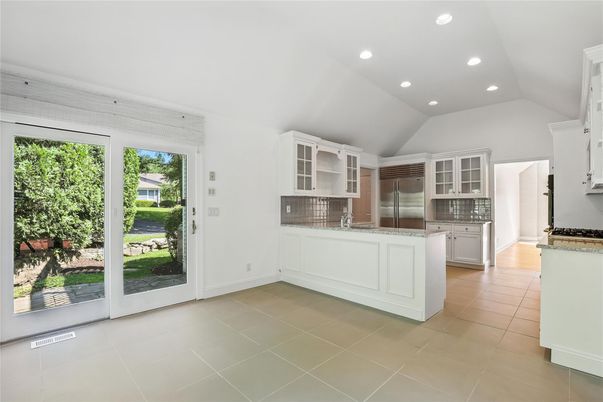 Empty room, Interior, Kitchen, Recessed Lighting, Stainless Steel Appliances