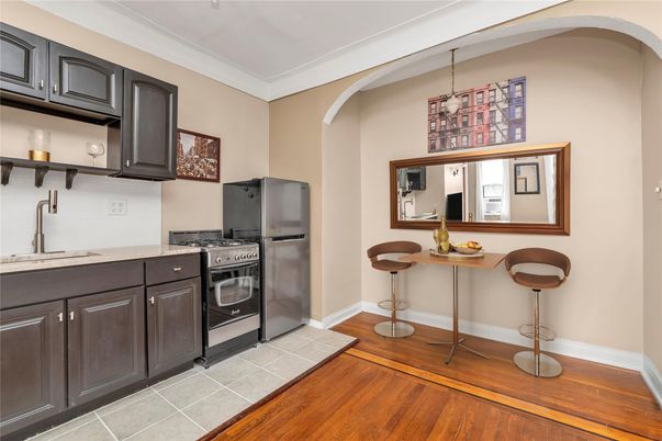Interior, Kitchen, Pendant Lights, Wood Texture Flooring