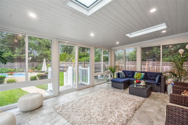 Interior, Living room, Recessed Lighting, Sun Room