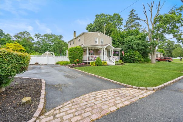 Backyard, Exterior, Facade, French Provincial