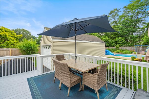 Detached Garage, Exterior, Pool