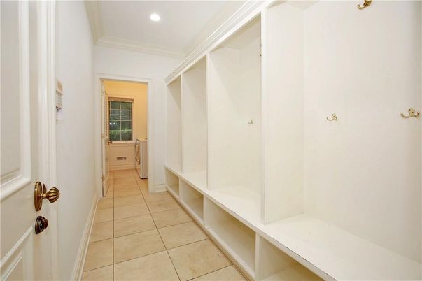 Interior, Recessed Lighting, Walk-in Closets