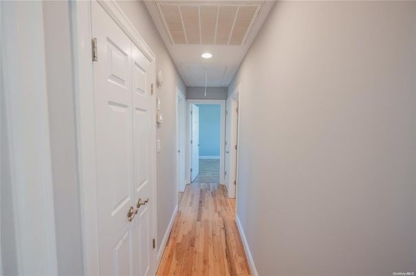 Interior, Recessed Lighting, Water, Wood Texture Flooring