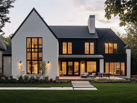 Exterior, Facade, Farmhouse