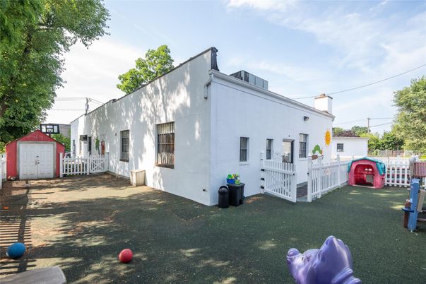 Backyard, Detached Garage, Exterior