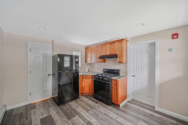 Interior, Kitchen, Recessed Lighting, Wood Texture Flooring