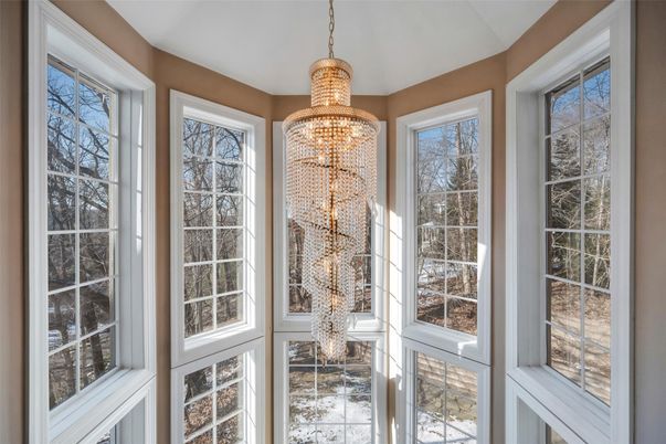 Chandelier, Interior