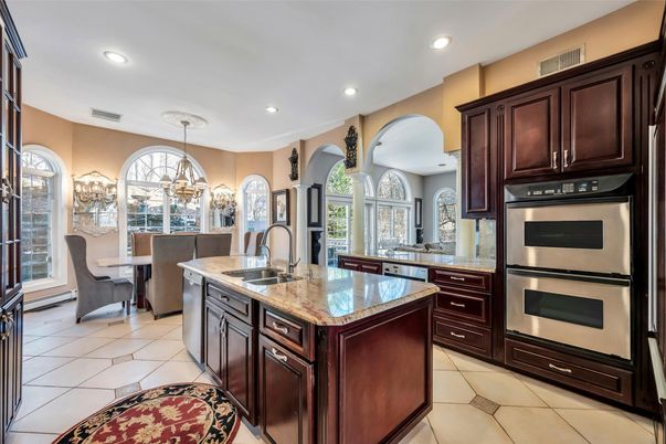 Chandelier, Dining room, Interior, Kitchen, Recessed Lighting, Stainless Steel Appliances