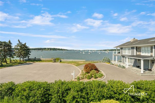 Exterior, Water