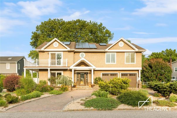 Attached, Exterior, Facade, Solar Panels, Queen Anne Victorian