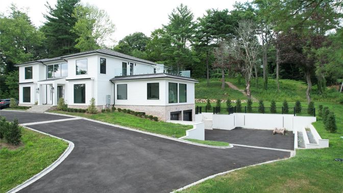 Backyard, Exterior, Facade, Georgian