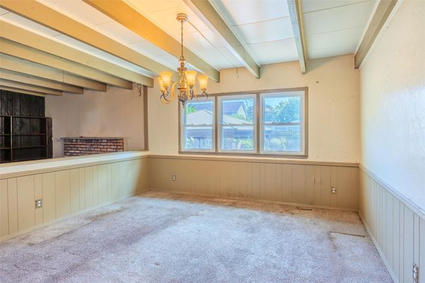 Chandelier, Empty room, Interior