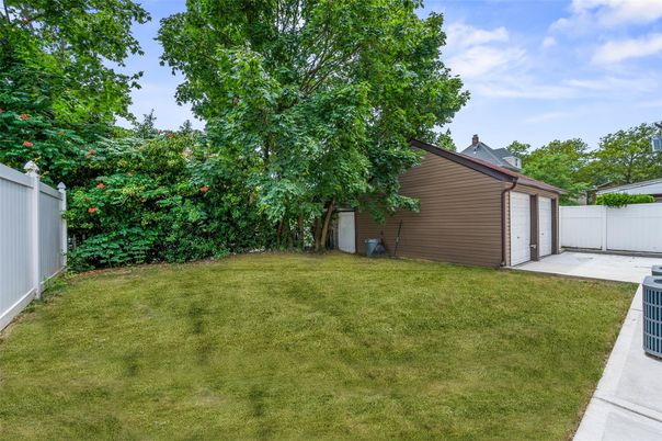 Backyard, Detached Garage, Exterior