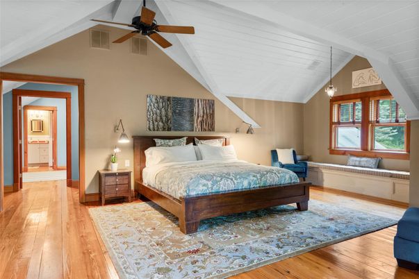 Bedroom, Interior, Pendant Lights, Wood Texture Flooring